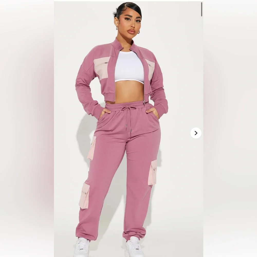 Fashion Nova Pink and Cream Cargo Joggers Set - Picture 2 of 3
